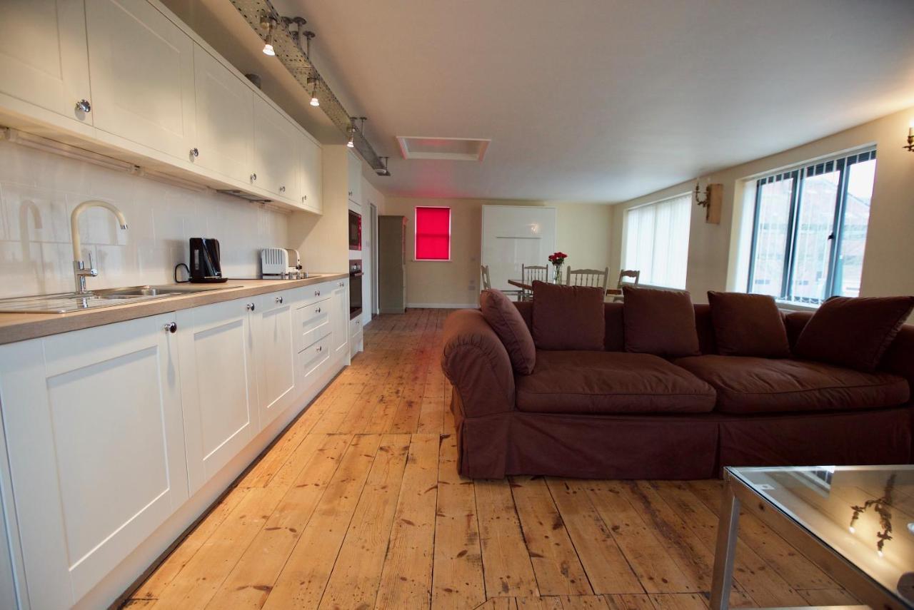 Spacious Apartment With Roof Terrace, Near The Waterfront, Ipswich Esterno foto